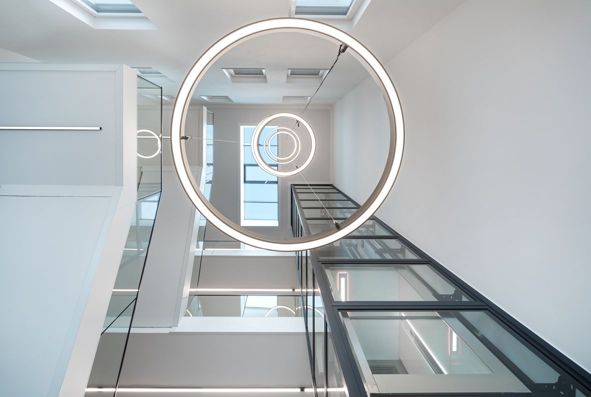 Atrium im Gebäude (Foyer)